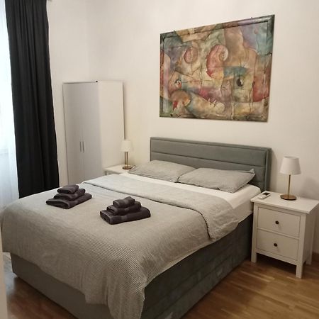 Fenix Rooms Trieste Exterior foto